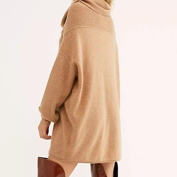 Cashmere Free People Keep a Secret Tunic - Picture 3 of 11